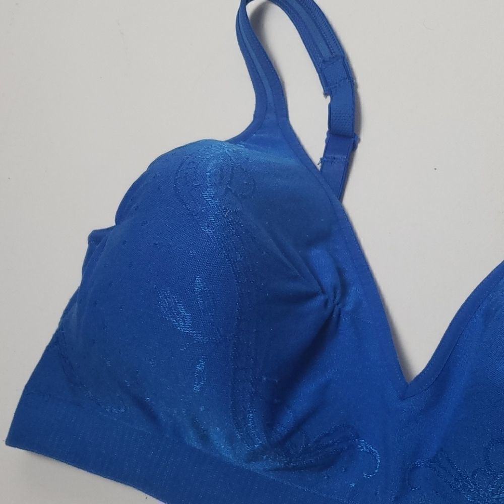 Blue Bra  - Picture 3 of 7
